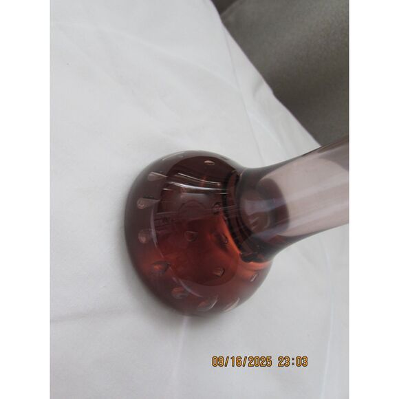 Jack in the Pulpit purple glass vase flowers floral controlled bubbles - Picture 2 of 4